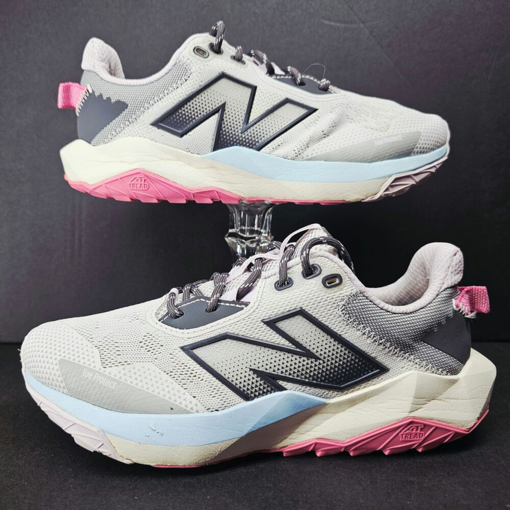 New Balance Women 7 Comfy footwear